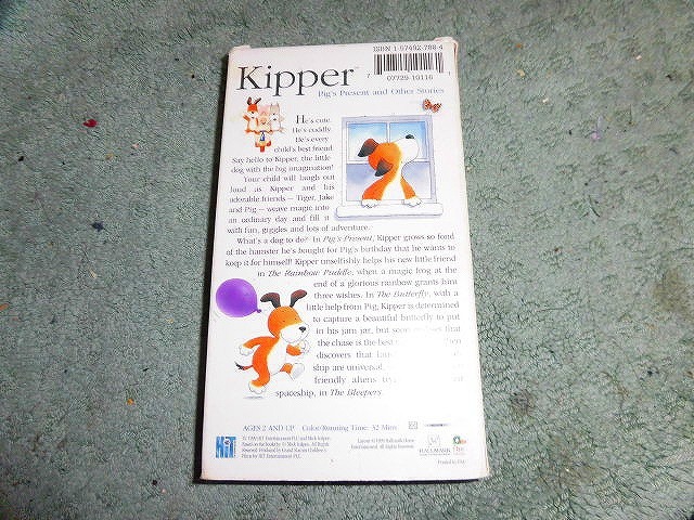 Y183 video Kipper - Vol. 2 : Pig\'s Present & Other Stories / Children overseas edition ( import version ) case small pain equipped 1999 year 32 minute 