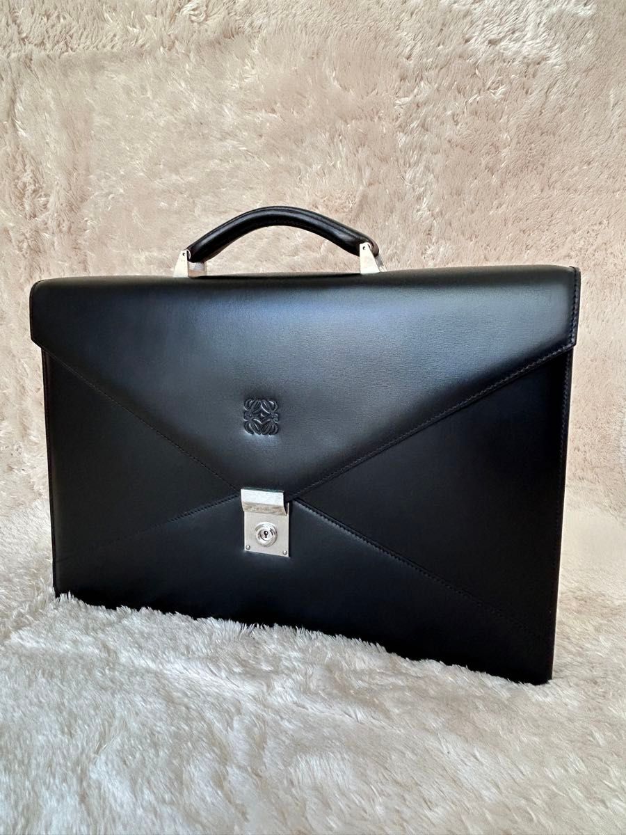 極美品 LOEWE ロエベ ディプロマティコ ブリーフケース ビジネス 極美品 LOEWE ロエベ ディプロマティコ ブリーフケース ビジネス