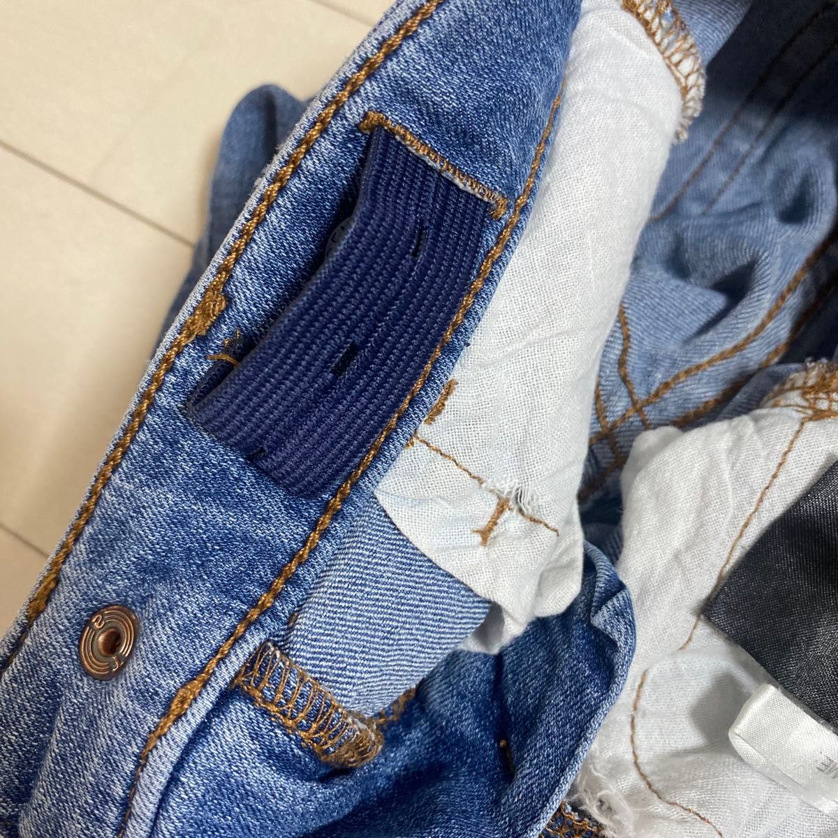 【難あり】　H&M キッズ　デニム　ジーンズ　男の子　女の子　ダメージ　 デニムパンツ　90サイズ　 ジーパン パンツ