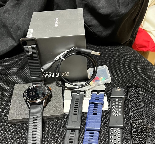 【中古】GARMIN APPROACH S62 BLACK + APPROACH CT10 8個セット + 交換用バンド_画像2