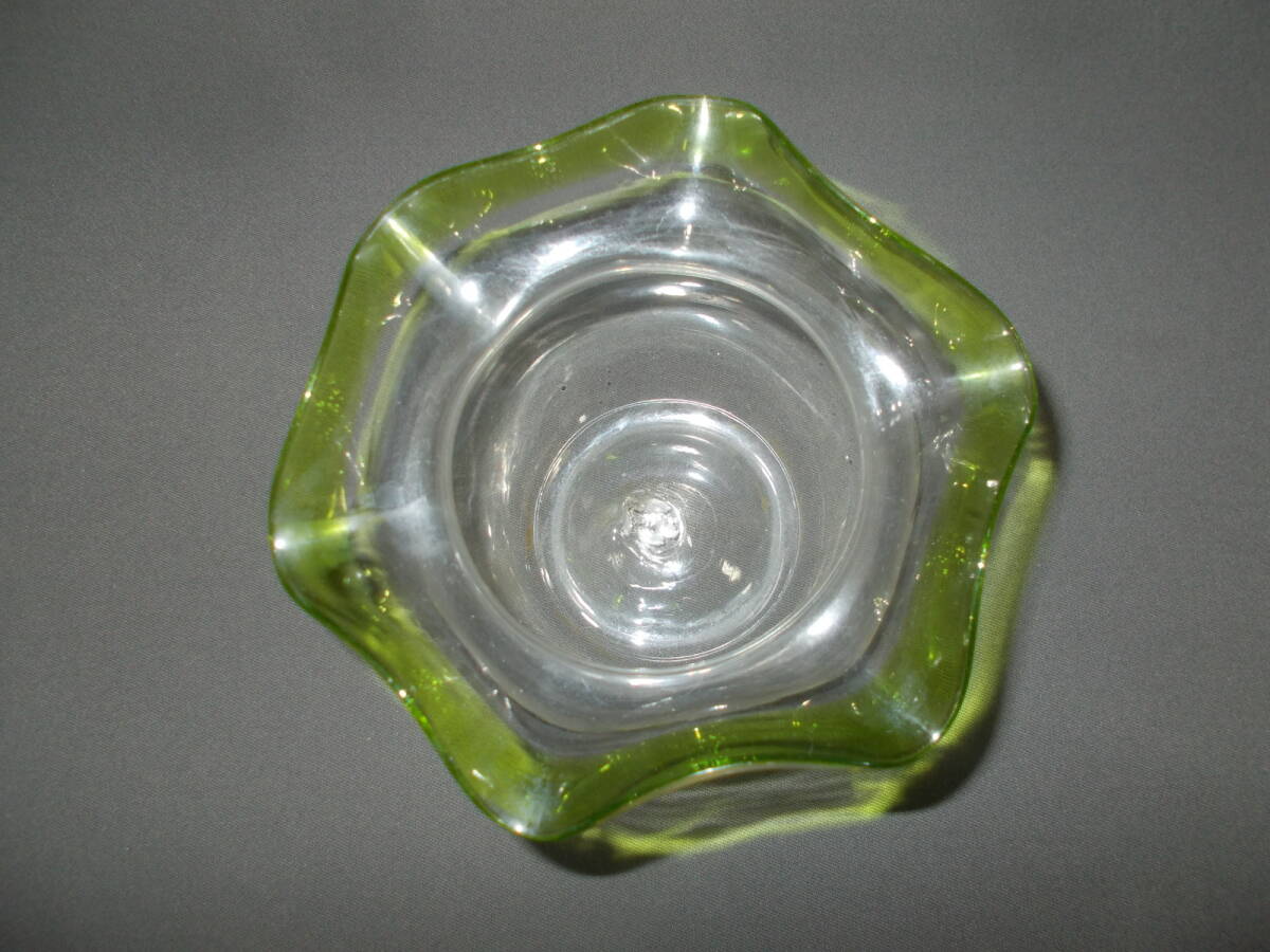 ◆古いガラス金魚鉢-中◆グリーンフリル縁吹きガラス◆アンティークの画像5
