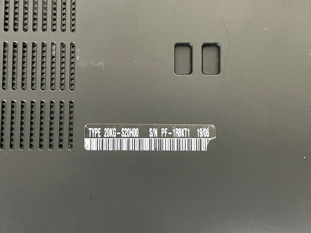 【UEFI起動確認済み／中古】ThinkPad X1 Carbon [TYPE 20KG-S20H00] (Core i5-8250U, RAM8GB, SSD 無し) 本体＋ACアダプタ●UEFI-BATT NG_画像9