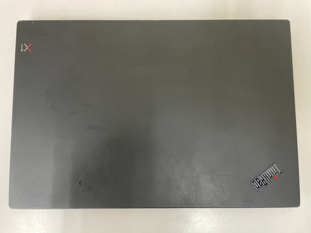 【UEFI起動確認済み／中古】ThinkPad X1 Carbon [TYPE 20KG-S20H00] (Core i5-8250U, RAM8GB, SSD 無し) 本体＋ACアダプタ●UEFI-BATT NG_画像2