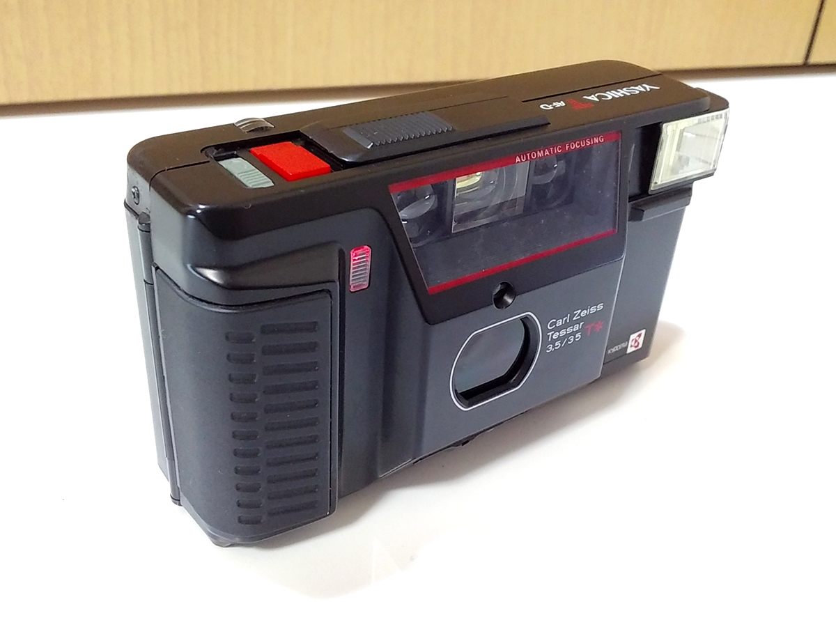 ジャンク 】 KYOCERA YASHICA T AF-D 35mm Compact Film Camera