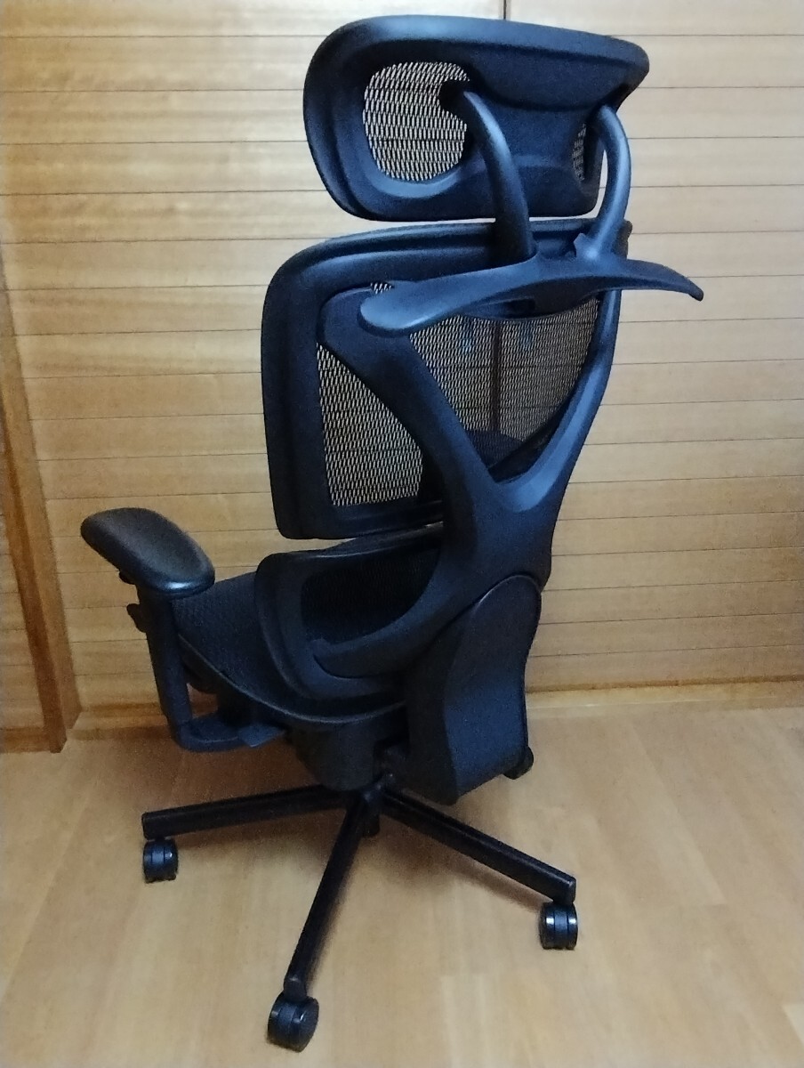 [美品]COFO Chair Pro/ブラック/アームレスト付/フットレスト付/ リクライニング可/オフィスチェア/デスクチェア/人間工学/メッシュ/ の画像2