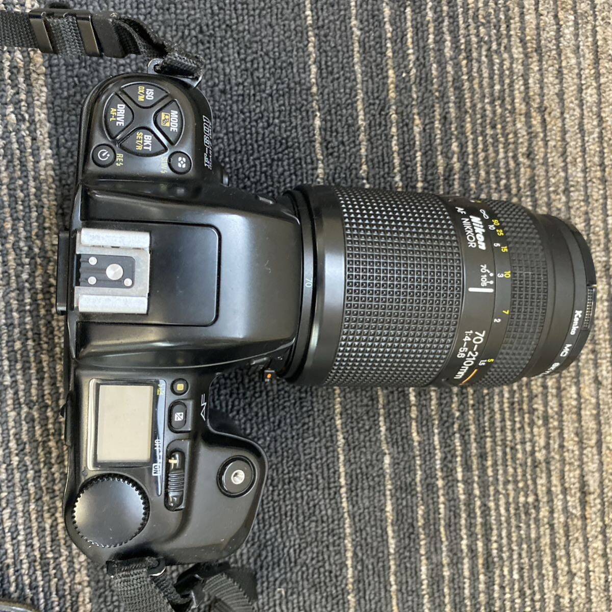 【TK0323】 Nikon ニコン F-601AF フィルムカメラ 70mm-210mm 35mm-70mm レンズ カメラバッグ付き 動作未確認 キズあり 汚れありの画像4