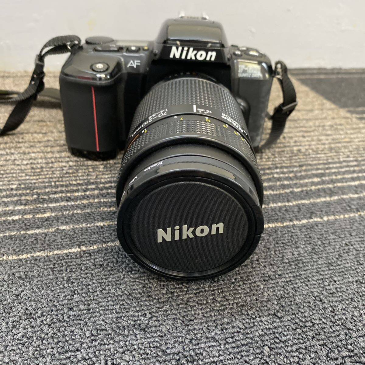 【TK0323】 Nikon ニコン F-601AF フィルムカメラ 70mm-210mm 35mm-70mm レンズ カメラバッグ付き 動作未確認 キズあり 汚れありの画像2