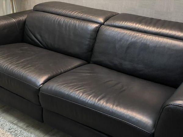 美品 NATUZZI EDITIONS ナツッジ 総本革電動リクライニングソファ 約80万円 ブラック系 イタリア 2人掛 2Pソファ ラブソファ モダンの画像2