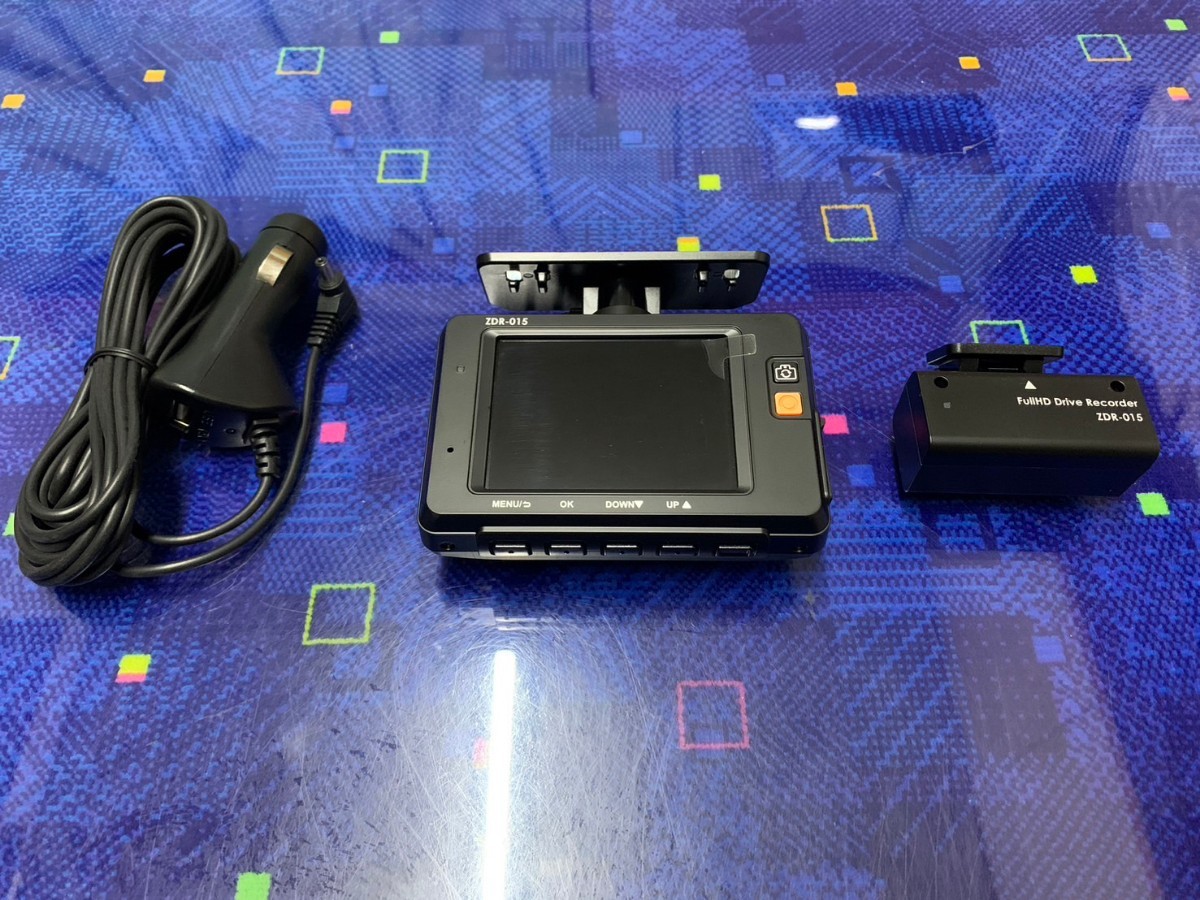 コムテック 前後2カメラドライブレコーダー　ZDR-015 USB対応シガープラグコード未使用！_画像3