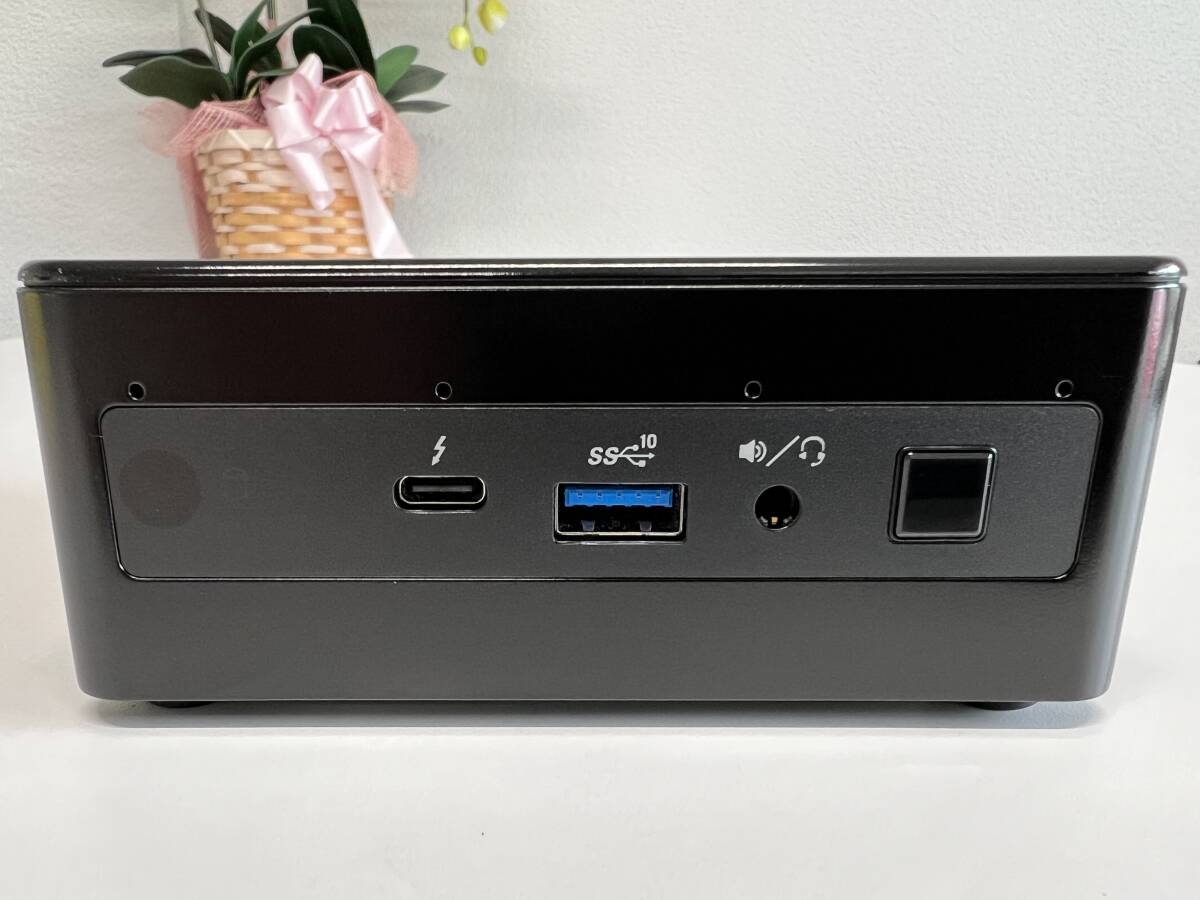 Roon 第11世代 intel NUC ★ メモリ8GB ★ SSD256GB ★ TIDAL ★ Qobuz ★ ROCK ★ roon core ★ Nucleus ★ サブスク_画像2