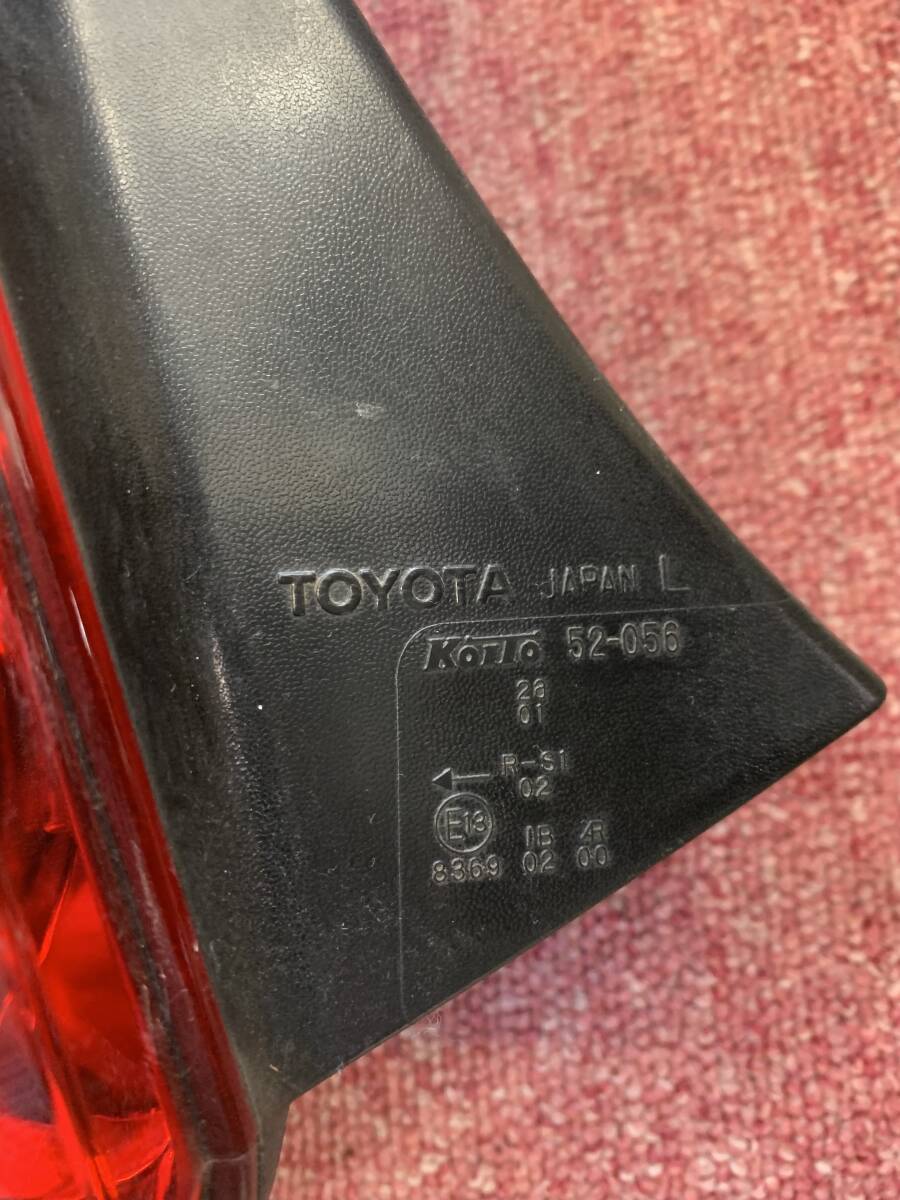  free shipping * Toyota Ist NCP61 tail light left Koito 52-056 control number 24327