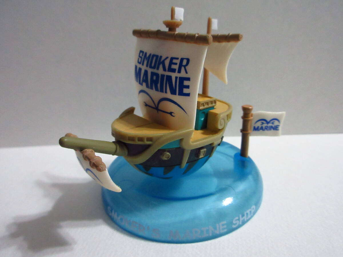 ONE PIECE ワンピース ゆらゆら海賊船コレクション 海軍船 フィギュア SMOKER'S MARINE SHIPの画像1