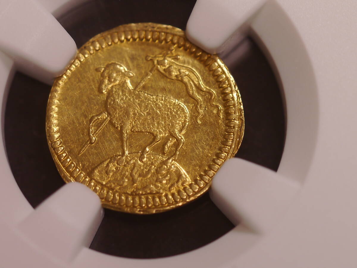ドイツ・ニュルンベルク　1/4ダカット金貨 （1700年）GFN　地球に乗る平和の羊　NGC MS61　未使用~準未使用レベル_画像9