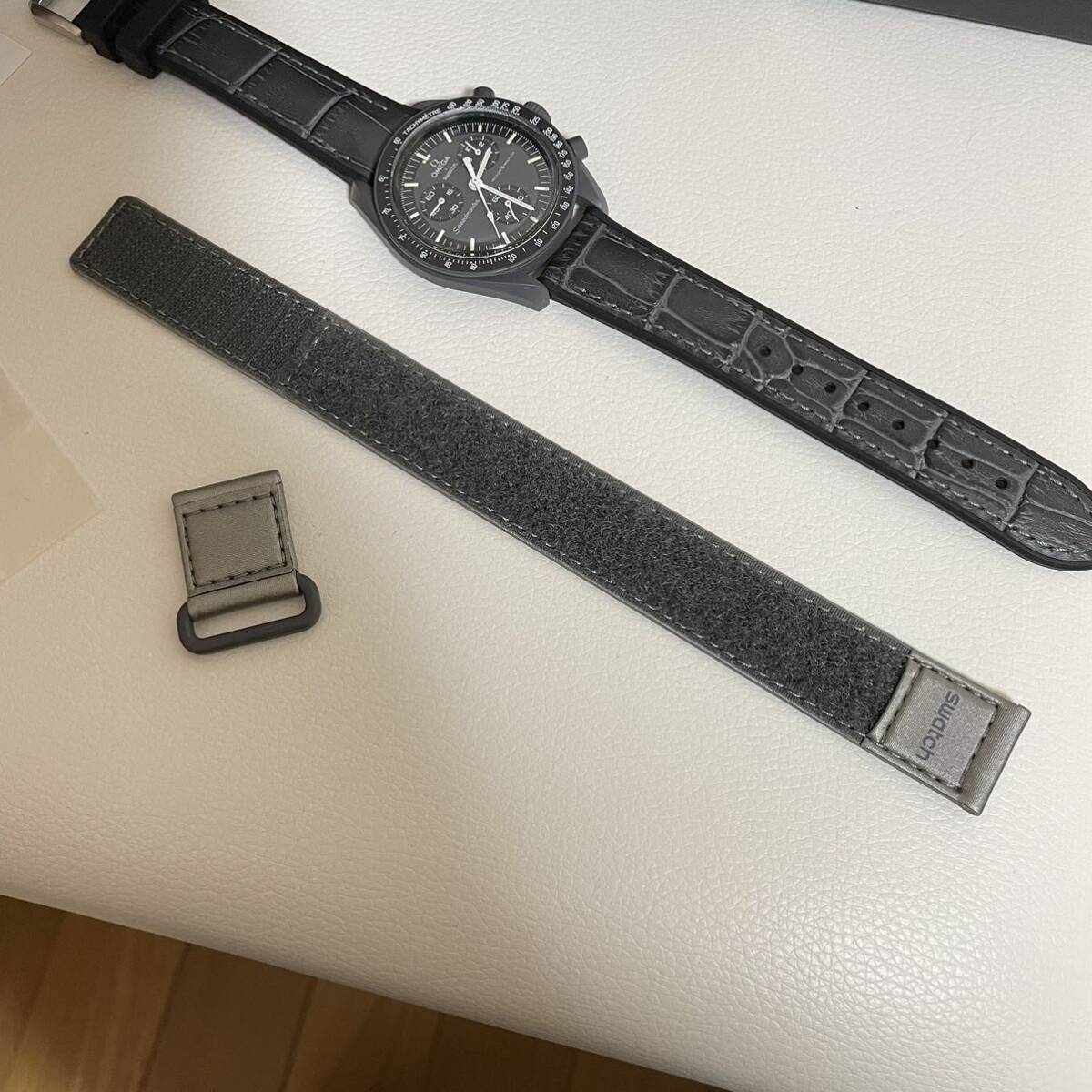 【美品】OMEGA ムーンスウォッチ マーキュリー 純正ベルト未使用_画像7