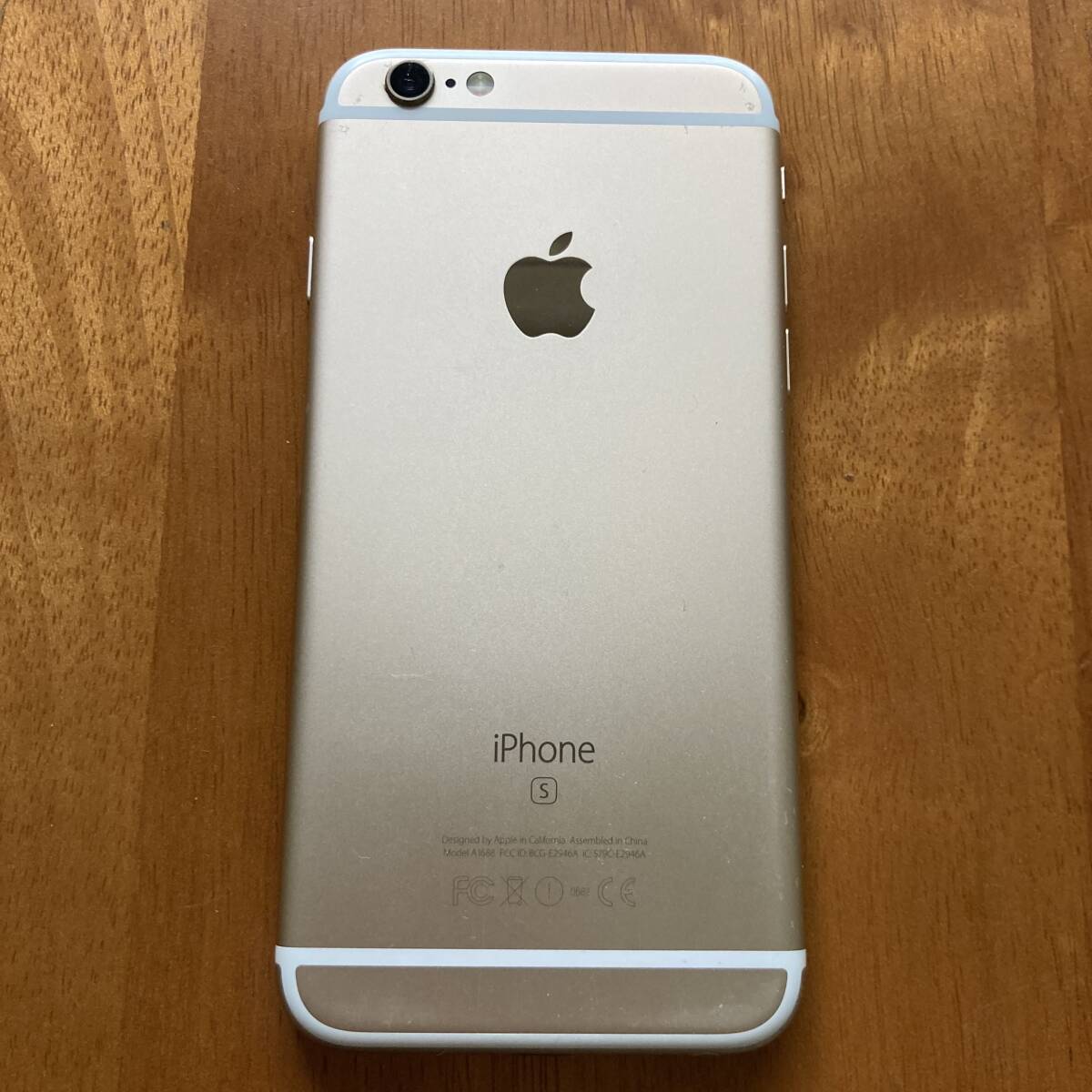 中古美品●iPhone6s 16GB ゴールド●SIMロック解除済み_画像4