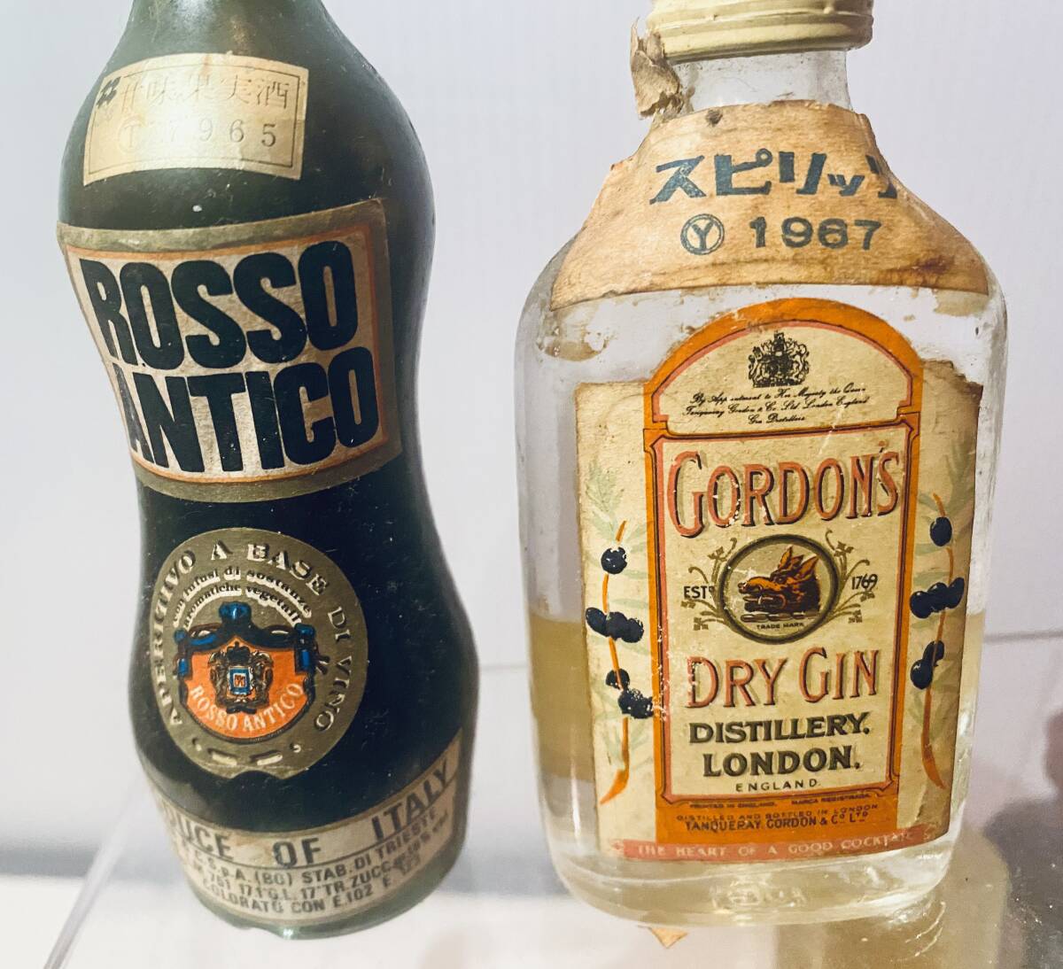 未開封 昭和期 Gordon's Gin 1967 47ml G.Buton Rosso Antico 50ml Olmeca Tequila 48ml Cointreau 50ml ミニボトル 4本セット 超希少_画像5
