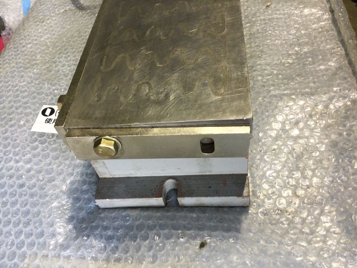 Kanetsu KET 1545A 永久磁気チャック DC100V Kanetsu KET 1545A 永久磁気チャック DC100V