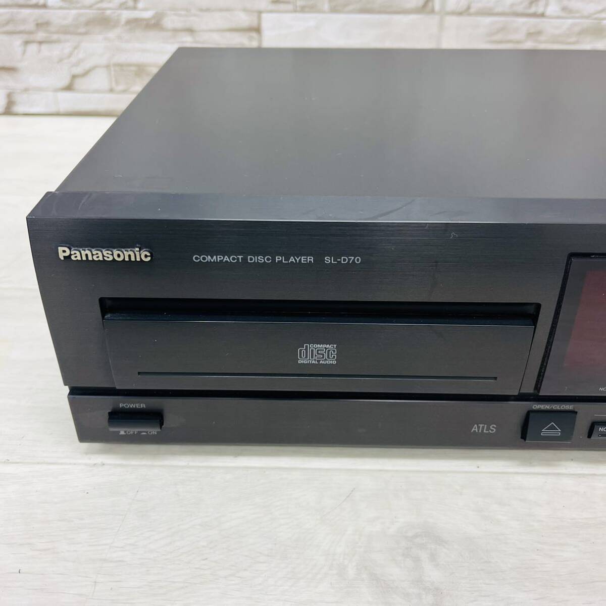 *1 jpy ~* Panasonic Panasonic CD player SL-D70 CD deck 