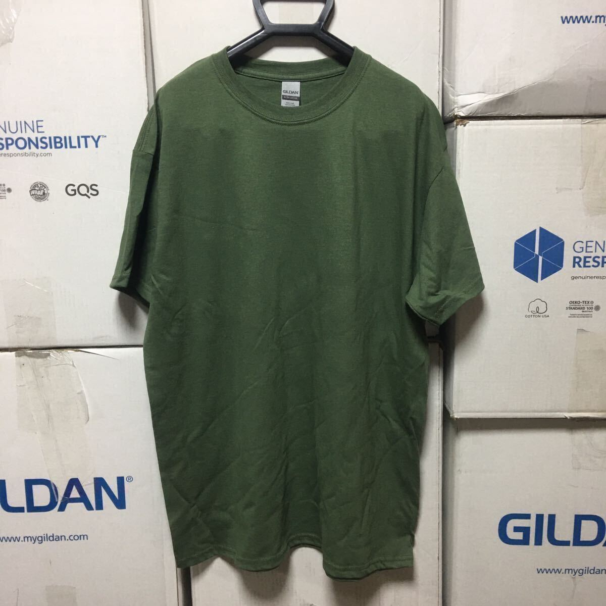 GILDAN ミリタリーグリーン M サイズ 深緑 ダークグリーン 半袖無地Tシャツ ポケット無し 6.0oz ギルダン オリーブ サバゲー サバイバル☆_画像1