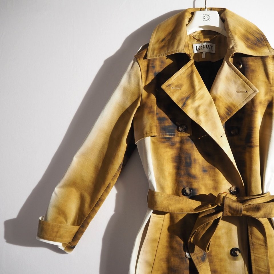 Yahoo!オークション - M6045P LOEWE ロエベ 23AW プリント柄 Yahoo!オークション - M6045P LOEWE ロエベ 23AW プリント柄