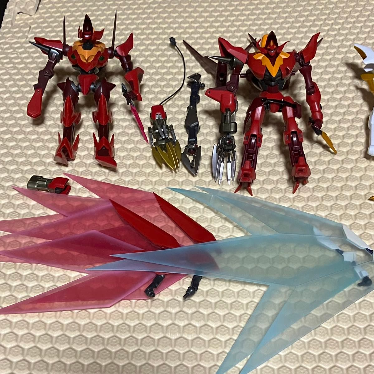 ROBOT魂 紅蓮可翔式 紅蓮聖天八極式 ランスロットアルビオン ROBOT魂 紅蓮可翔式 紅蓮聖天八極式 ランスロットアルビオン