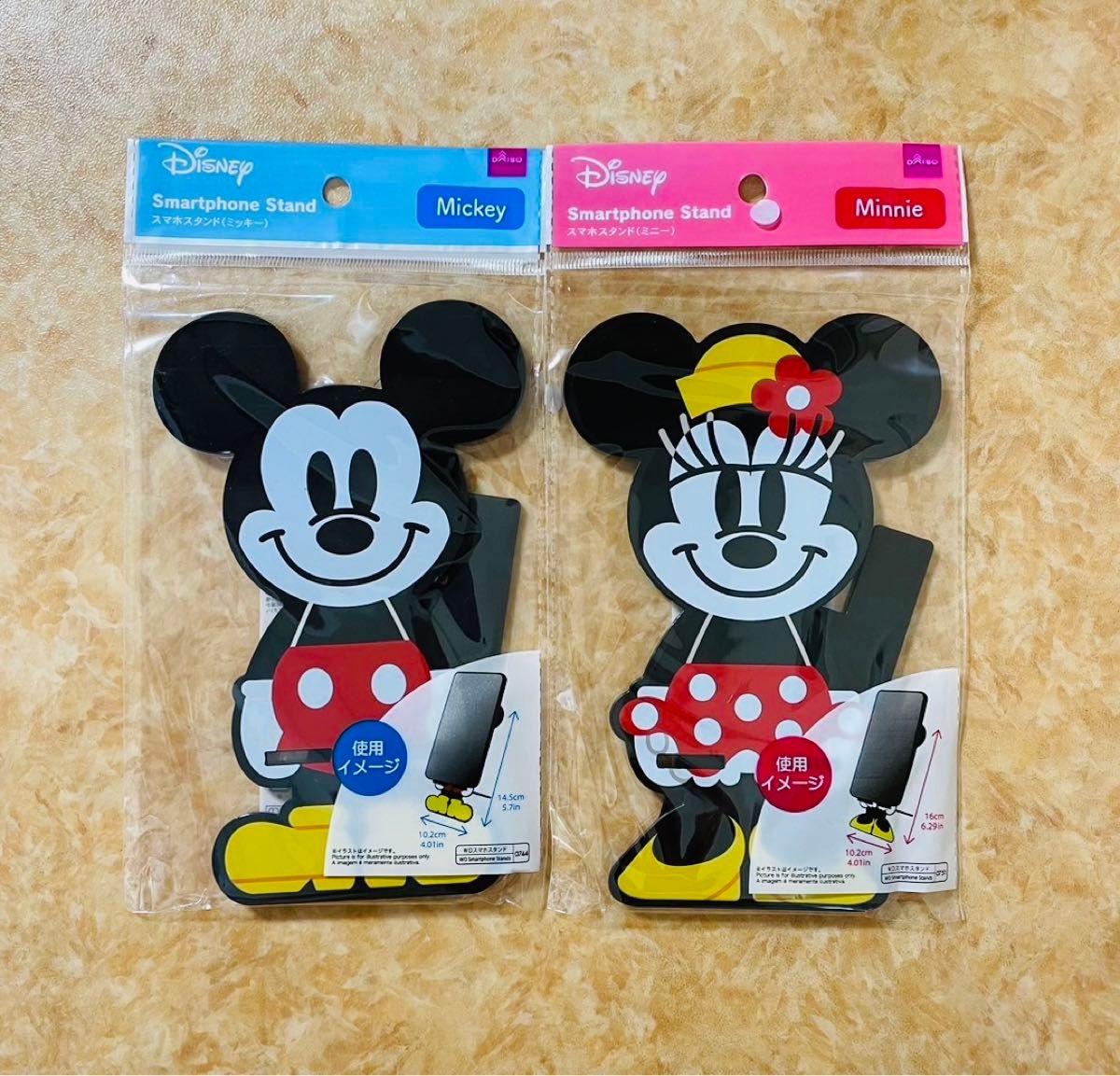 ディズニー　ミッキー、ミニースマホスタンド