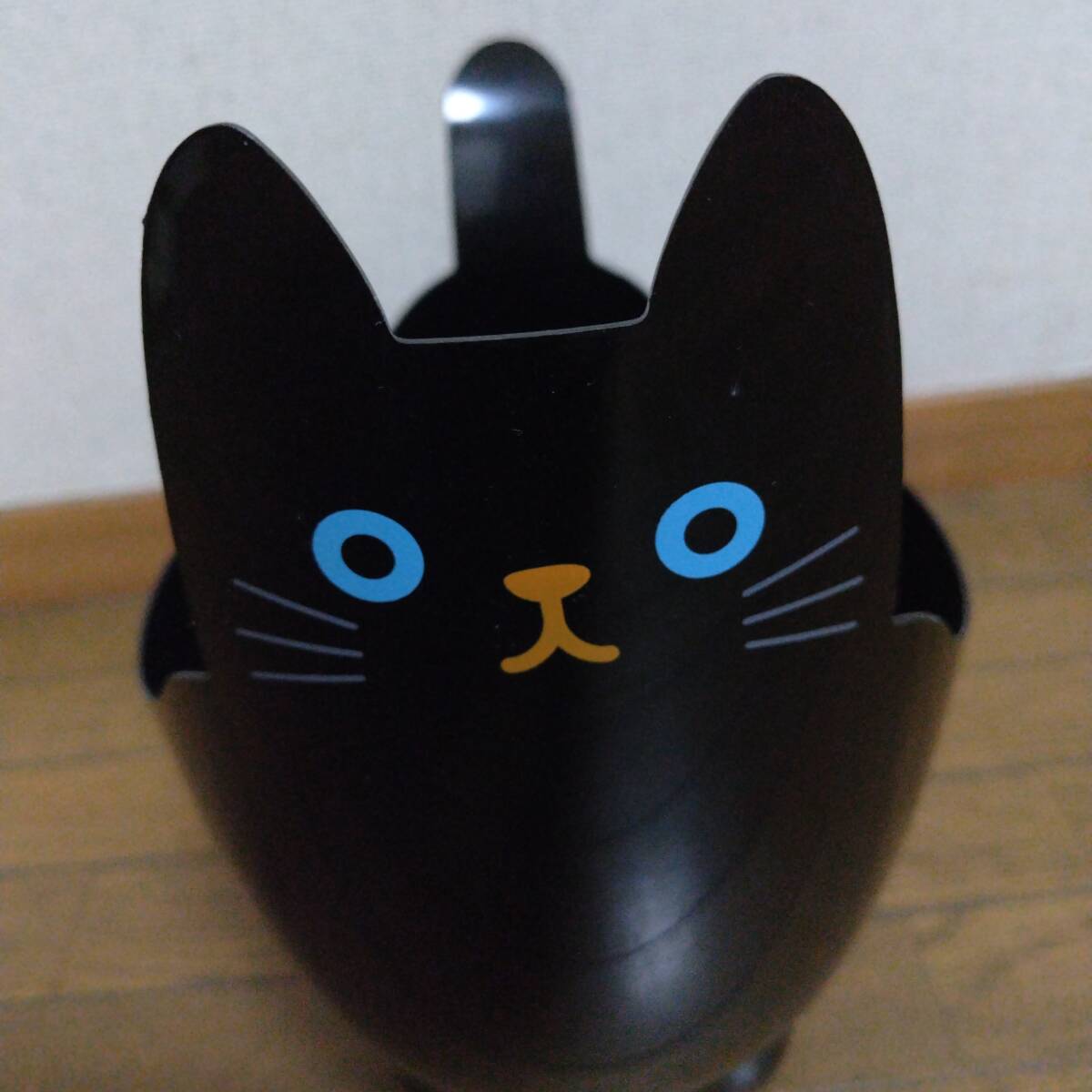 猫型ゴミ箱　インテリア雑貨　ダストボックス　足つき_画像4