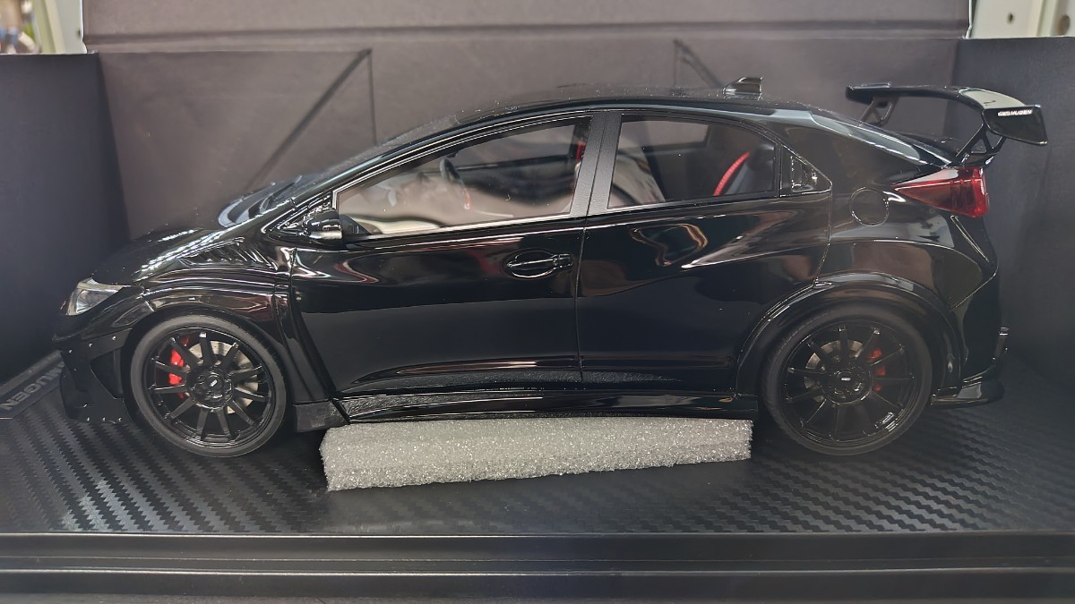 1/18 無限 シビック タイプR FK2 ブラックパール ONE MODEL無限フルエアロ AUTOart オートアート IG イグニッションモデル_画像3