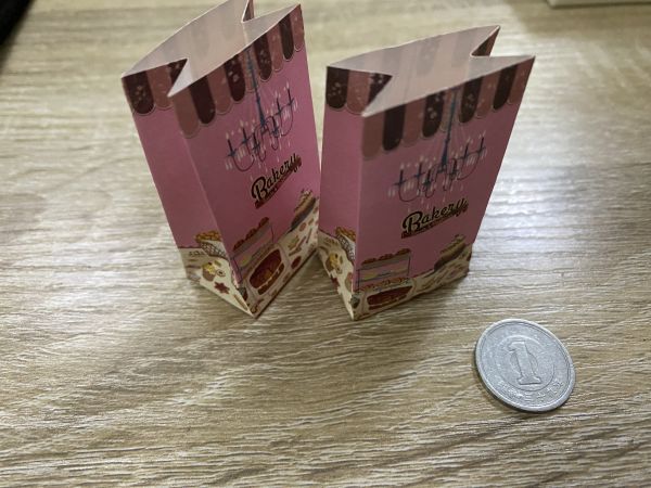 ミニチュア☆ドールハウス 紙袋 ピンク系２枚の画像3