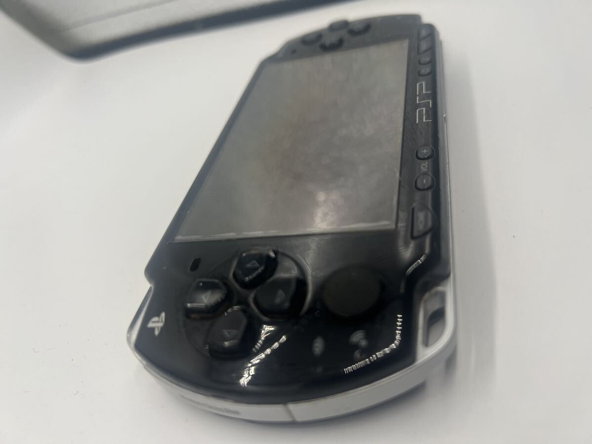 1円スタート　PSP-2000 PSP ソニー SONY 動作未確認　プレイステーションポータブル _画像3