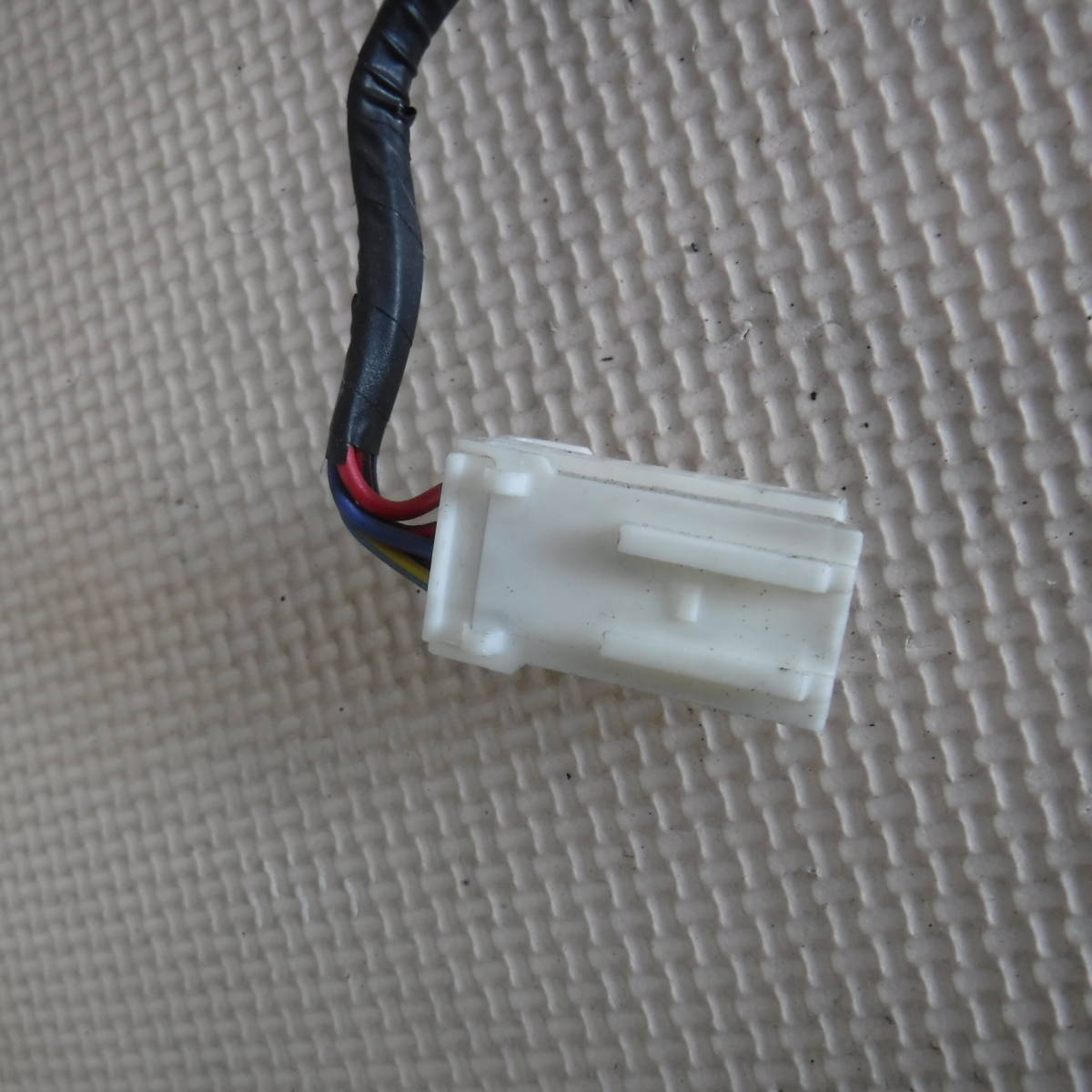  Mitsubishi Chariot N43W air conditioner temperature sensor N34W thermistor N48W inside . temperature sensor N33W original Mitsubishi part removing car equipped 