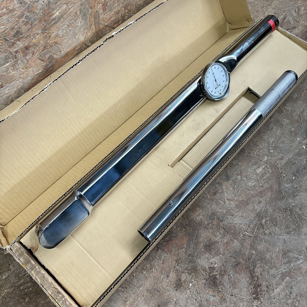 日東製作所　TOHNICHI　トルクレンチ　Torque Wrench　DBE700N　多分未使用、保管品　差込角3/4 19mm　ダイヤル形トルクレンチ　_画像2