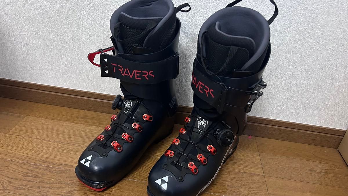 Fischer Travers TS 26.5 軽量スキーブーツ BOA