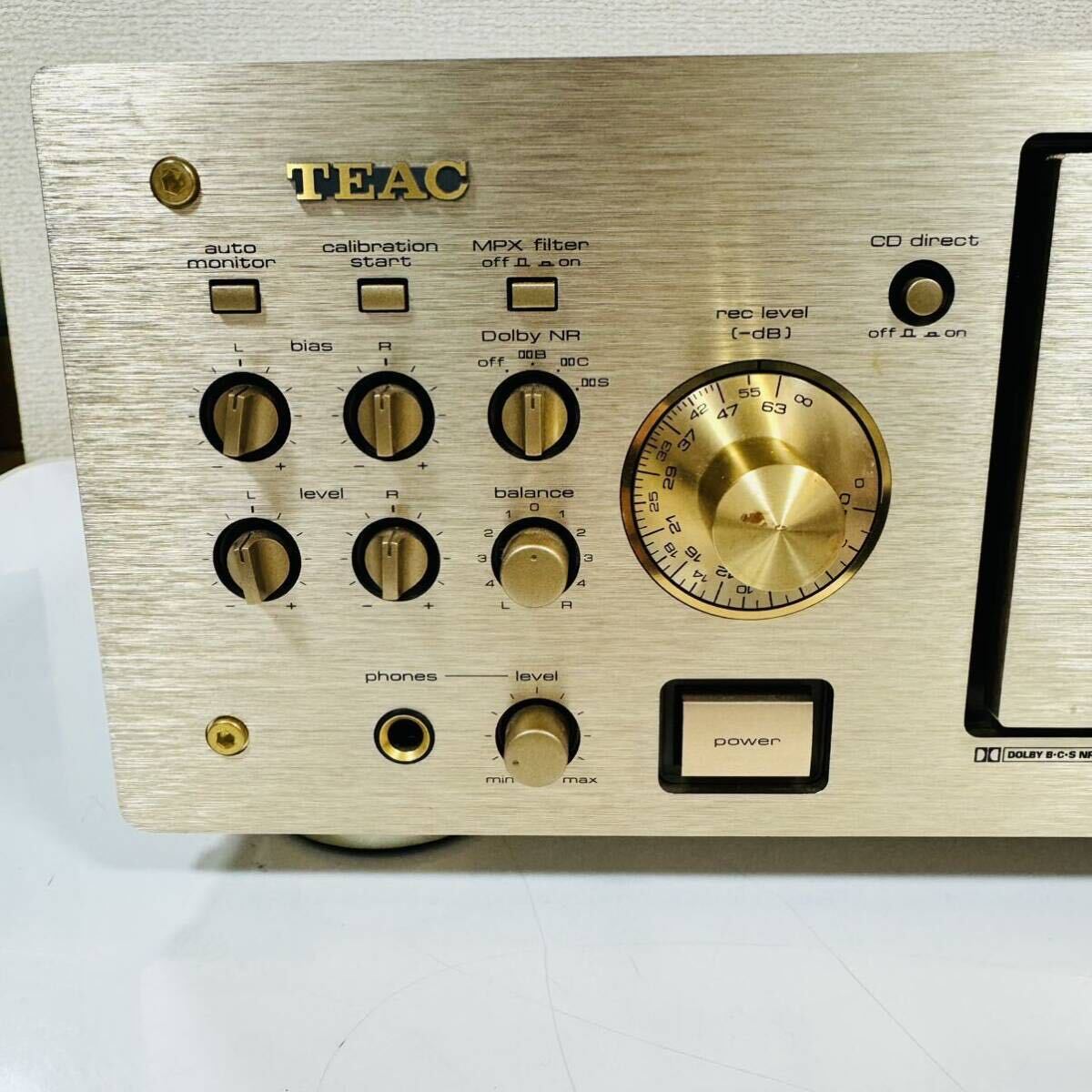 TEAC ティアック 3ヘッドシングルカセットデッキ V-6030S オーディオ機器の画像2