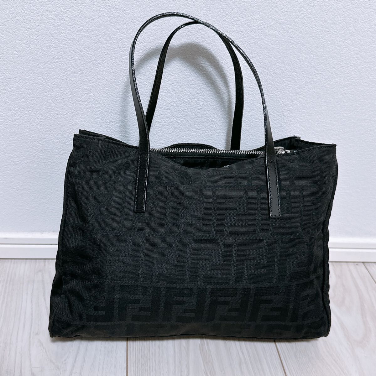 FENDI フェンディ トートバッグ 黒(総柄) - 4503125E0040 美品》FENDI(フェンディ)トートバッグ|Yahoo!フリマ(旧PayPay