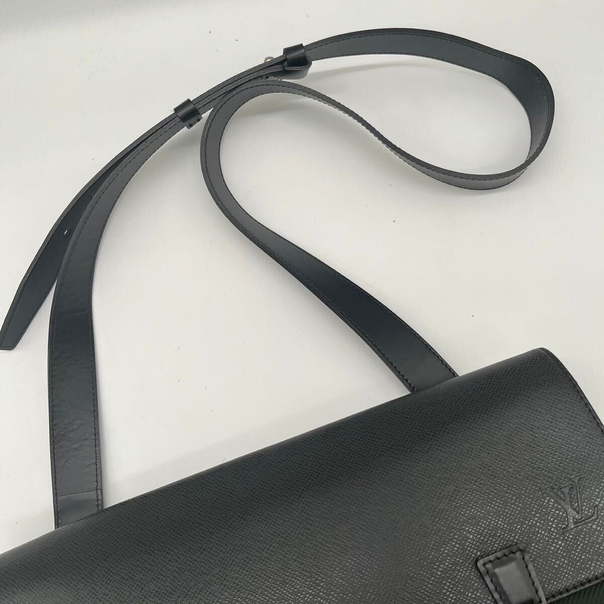 1円〜【定番モデル】ルイヴィトン LOUIS VUITTON ビジネスバッグ ショルダーバッグ ブリーフケース サラトヴ GM タイガ ブラック メンズ_画像9