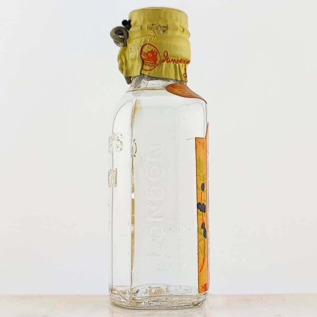 GORDON'S LONDON DRY GIN TIN CAP 約47度 約60ml【ゴードン GORDON'S LONDON DRY GIN TIN CAP 約47度 約60ml【ゴードン