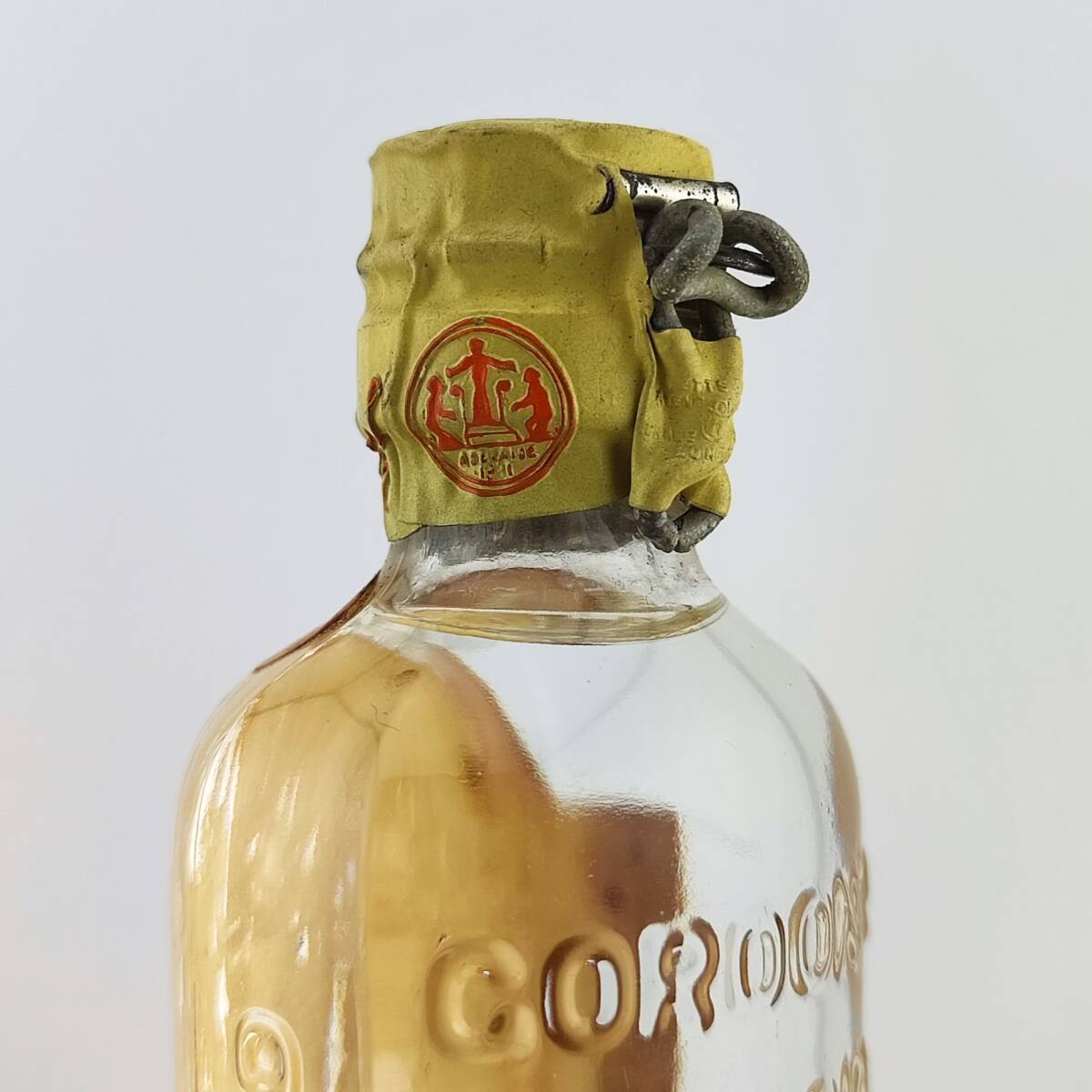 GORDON'S LONDON DRY GIN TIN CAP 約47度 約60ml【ゴードン GORDON'S LONDON DRY GIN TIN CAP 約47度 約60ml【ゴードン