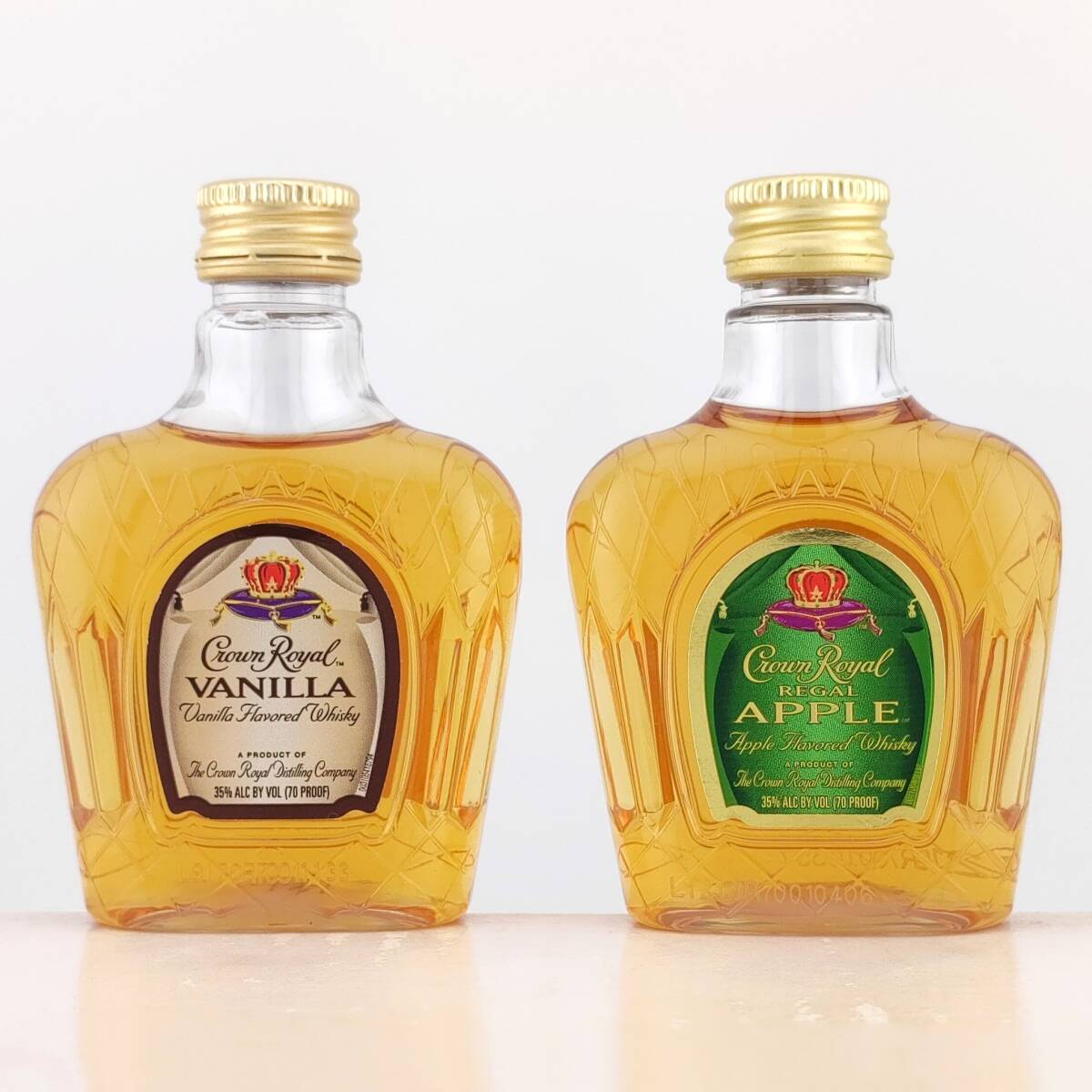 【全国送料無料】Crown Royal REGAL APPLE & VANILLA Flavored Whisky 各35度 各50ml【クラウンローヤル クラウン ローヤル ペットボトル】_画像1