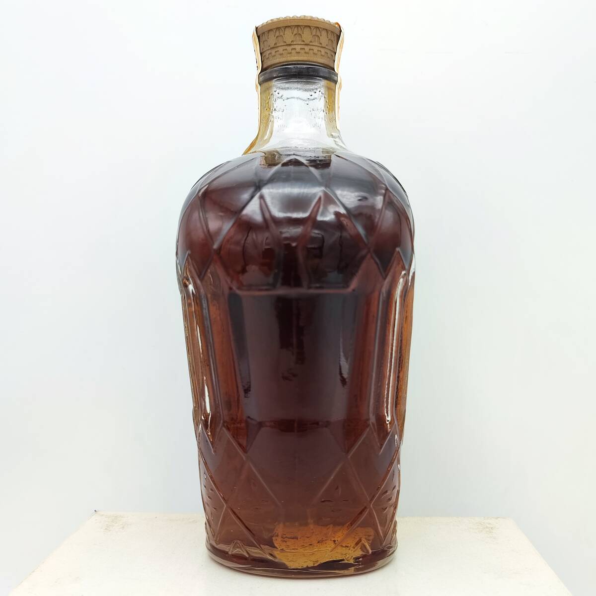 【全国送料無料】Seagram's Crown Royal Fine De Luxe 1967 Canadian Whisky　40度　4/5QUART＝約760ml【クラウンローヤル】