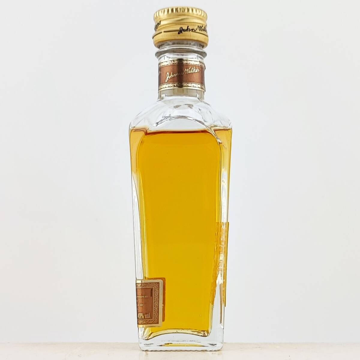 【全国送料無料】Johnnie Walker 1820 Special Blend Exceptionally Smooth Old Scotch Whisky 40度 50ml【ジョニーウォーカー】の画像3