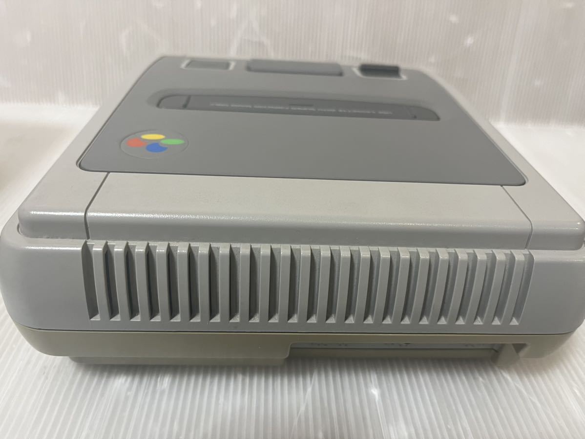 ★動作良好　美品　SFC スーパーファミコン 本体 SHVC-001 ニンテンドー Nintendo 任天堂 箱説　純正アダプター付き　送料無料★