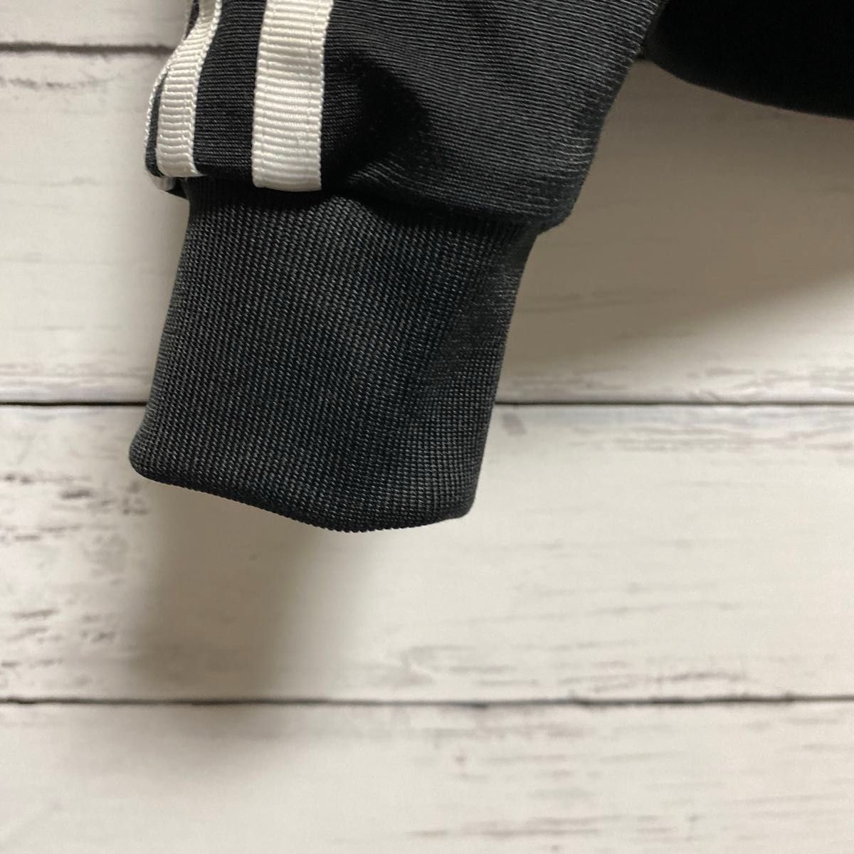 adidas アディダスジャージ  刺繍ロゴ トレフォイル トラックジャケット SST 黒