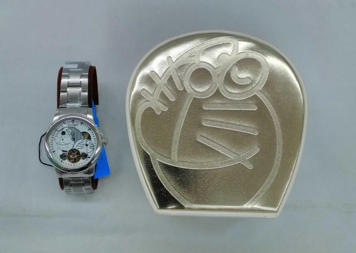 do latch Doratch Doraemon wristwatch 2010 Anniversary Anniversary hand winding type rare new goods unused goods operation verification settled skeleton 