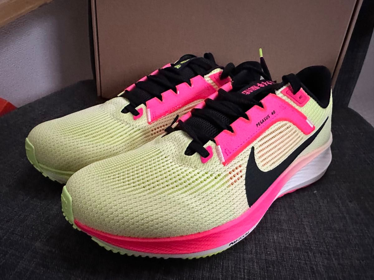 新品未使用 ナイキ(NIKE)エアズームペガサス40 /PRM EKIDEN 新品未使用 ナイキ(NIKE)エアズームペガサス40 /PRM EKIDEN