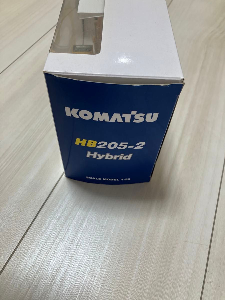 KOMATSU HB205-2 HYBRID油圧ショベル( 1/50スケール) 