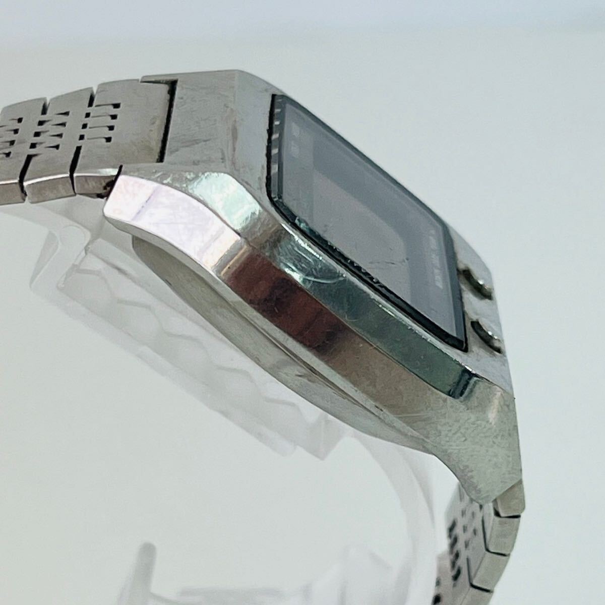 SEIKO セイコー 0674-5000 デイデイト スクエア デジタル クオーツ 腕時計 電池切れ 動作未確認 H50_画像6