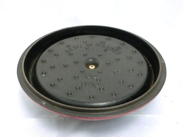☆STAUB LA COCOTTE ストウブ ココット☆MADE IN FRANCE 22cm 両手鍋 鉄鍋 調理器具 中古_画像8