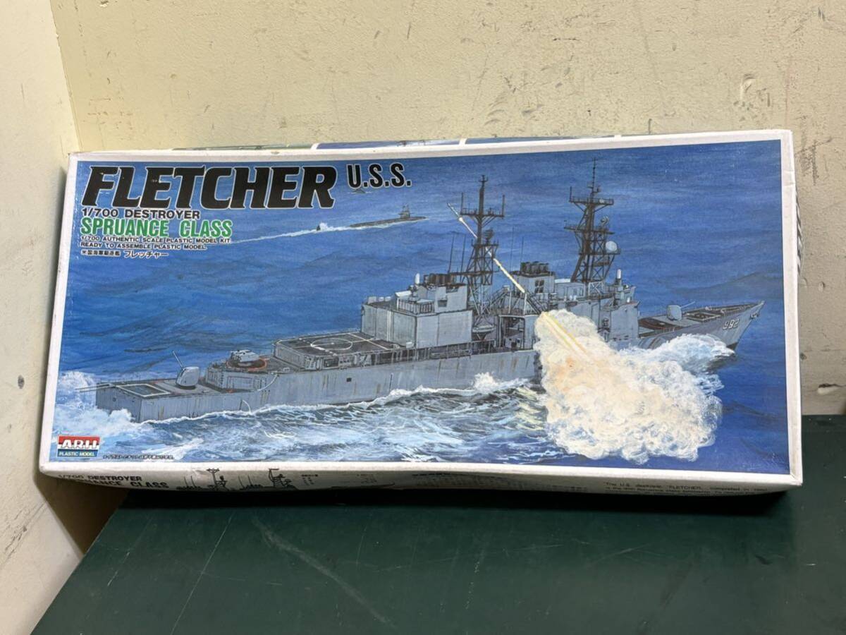 N ARII have iFLETCHER U.S.S. DESTROYER SPRUANCE CLASS 1/700 American navy ...fre tea - plastic model 