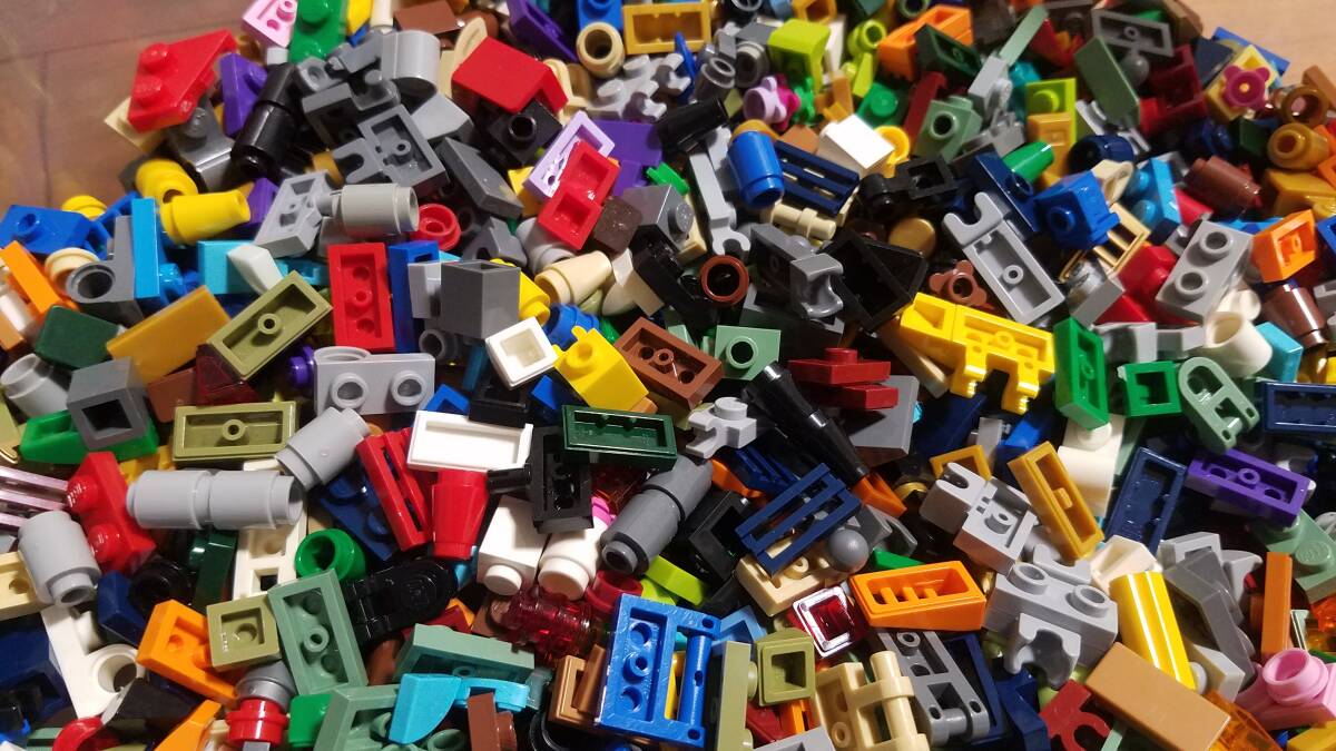 ① レゴ パーツ バラ 1×1 1×2 など 細かなパーツ 大量 クリップ コーン タイル プレート グリッド 大量出品中 同梱可能 正規品の画像2